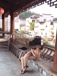 唯美MV风格露出达人萍萍系列第3部旅游景区内的无限挑逗高清海报