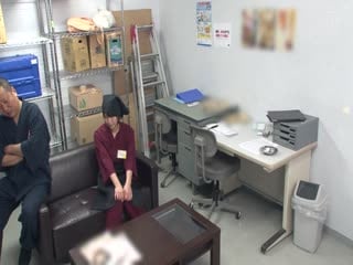 AP-714_A居酒屋で働く何も知らない新人アルバイトに難癖付けてパワハラ強制性交を繰第03集高清海报